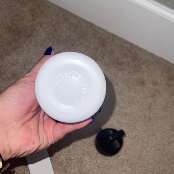 NWT Yellowstone White Water Bottle - Picture 6 of 7